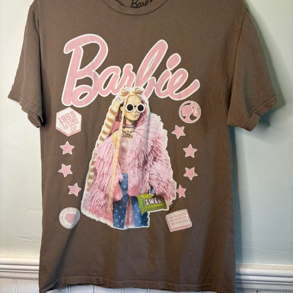 Barbie Graphic Tee Brown Pink Logo Doll Shirt Womens Medium Casual Cute